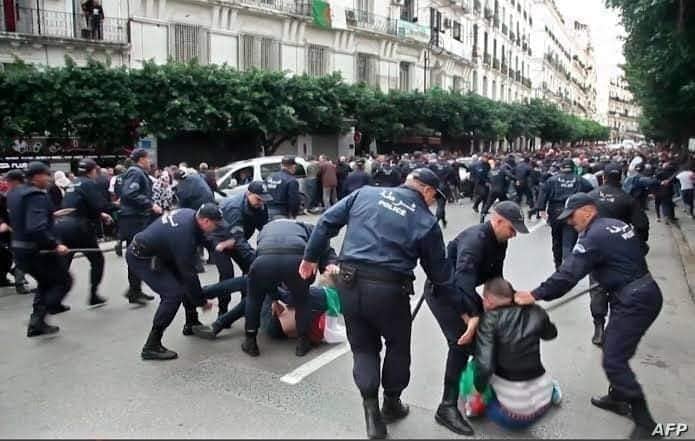 العصابة ترفع ميزانية الأمن الوطني إلى أكثر من ملياري دولار في مشروع قانون المالية 2023